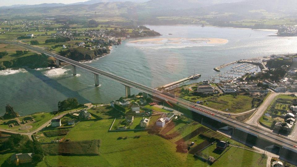 Hostal Ponte Dos Santos Ribadeo Eksteriør billede
