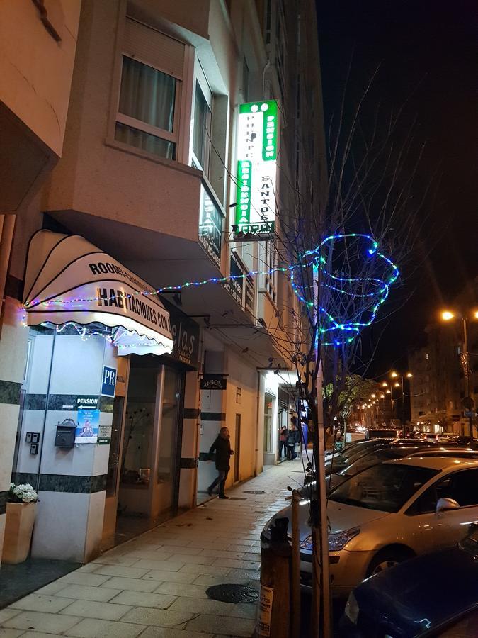 Hostal Ponte Dos Santos Ribadeo Eksteriør billede